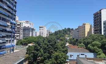 Imagem 5: Lindo apartamento de 240m² no Ingá! 4 dormitórios, 2 suítes sendo 1 suíte máster com hidro