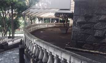 Imagem 2: Sobrado para aluguel com 700 metros quadrados com 5 quartos em Pacaembu - São Paulo - SP