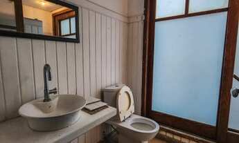 Imagem 5: Casa de condomínio para aluguel e venda possui 800 metros quadrados com 5 quartos