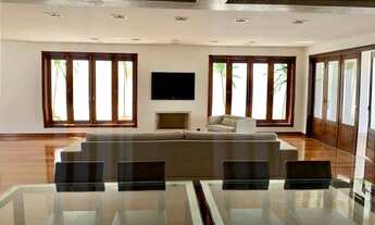 Imagem 5: Casa para venda possui 235 metros quadrados com 3 quartos em Interlagos - São Paulo - SP