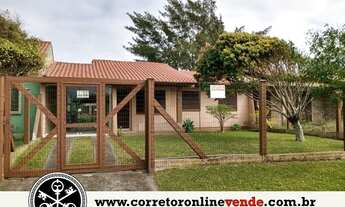 Imagem 1: Residência a poucas quadras do mar, 3 dormitórios e garagem fechada, mobiliada em Nova Tra