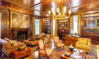 Imagem 6: Seja Bem-vindo à Mansão Saint Mary s. Imóvel de alto luxo localizado em rua tranquila, com