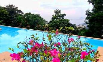 Imagem 2: Casa de 1600 metros quadrados no bairro Gávea com 6 quartos