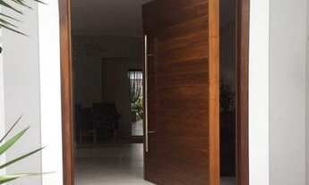 Imagem 2: Casa à Venda, 270m²