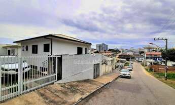 Imagem: Casa com 6 dormitórios à venda sendo 01