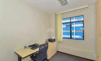 Imagem 6: Ponto comercial/Loja/Box para venda com 39 metros quadrados em Água Verde - Curitiba - PR