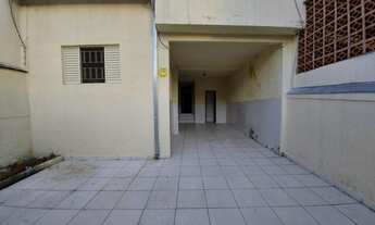 Imagem 2: São José dos Campos - Casa Padrão - Jardim das Industrias