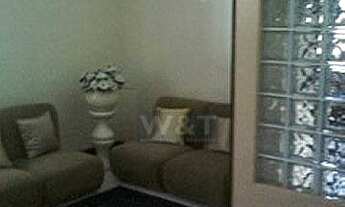 Imagem 5: Casa tem três suítes, hidromassagem e piscina