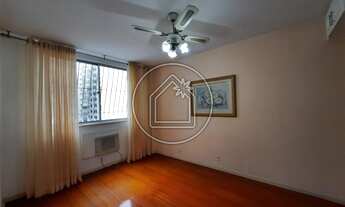 Imagem 6: Excelente apartamento 02 quartos vista livre miolo de Icaraí