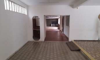 Imagem 4: Casa para aluguel tem 230 metros quadrados com 4 quartos em Nova Suiça - Goiânia - GO