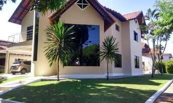 Imagem: Casa de condomínio para venda tem 395 metros