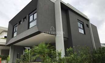 Imagem: Casa em condomínio fechado com 04 suítes