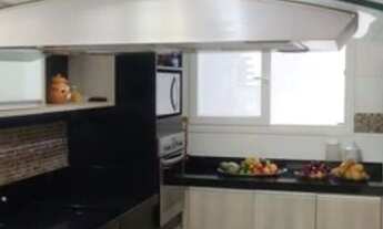 Imagem 6: Casa de condomínio sobrado para venda possui 330 metros quadrados com 4 quartos