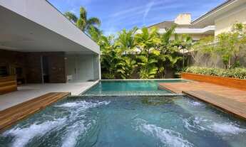 Imagem 3: Casa alto padrão disponível para venda