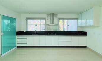 Imagem 7: Locação de Linda Casa de Alto Padrão Condomínio Villagio do Engenho 3 suítes salas gourmet