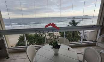 Imagem 2: Lindo Apartamento com ampla sacada frente mar