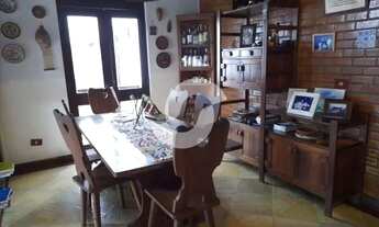 Imagem 5: Casa para venda possui 520 metros quadrados com 4 quartos em São Francisco - Niterói - RJ