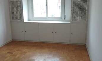 Imagem 7: Amplo apto, c/01 suite, andar alto, 02 quadras do metrô Fradique