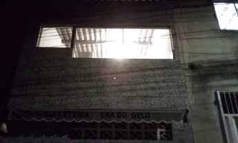 Imagem 3: Loja e casa Casa com 1 dormitório