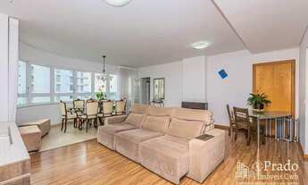 Imagem 3: Apartamento à venda, 214 m² privativos, 4 dormitórios sendo 2 suítes, 3 vagas, Mossunguê