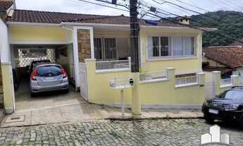 Imagem: Petrópolis - Casa Padrão - Valparaíso