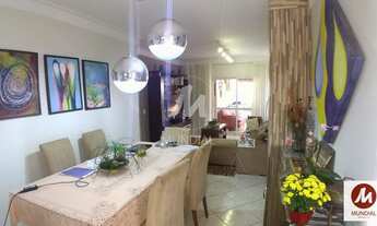 Imagem 2: Casa (diversos) 3 dormitórios/suite, cozinha planejada, portaria 24hs, salão de festa, em