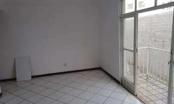 Imagem 3: Alugo Apartamento 2/4 Costa Azul