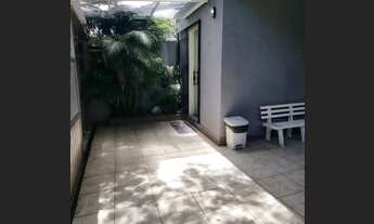 Imagem 4: Casa duplex para venda possui 50 metros quadrados com 3 quartos