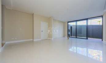 Imagem 4: Casa de condomínio para venda possui 210 metros quadrados com 3 quartos