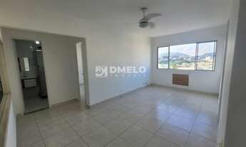 Imagem 4: Apartamento para aluguel tem 60 metros quadrados - Tanque - Rio de Janeiro - rua do Cente