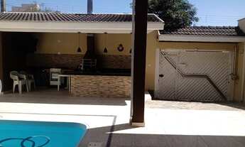 Imagem 4: Casa Sobrado - 3 Dormitórios - com piscina - Bosque dos Ipês 202M²