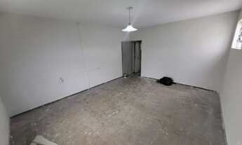 Imagem 3: Vende-se Ampla Casa localizada na Rua Iris Alagoense, nº 859, no bairro do Faro