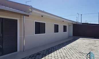 Imagem 5: Casa c/piscina, 04 quartos c/suíte no Baln. Gaivotas em Matinhos PR