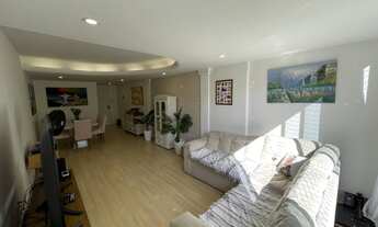 Imagem 4: Apartamento a venda em Copacabana tem 163m² com 3 quartos sendo 1 suíte, mais dependência