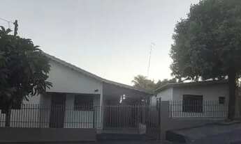 Imagem: Vendo ou troco casa em Japurá, com 2 casas