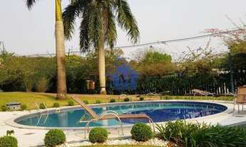 Imagem 3: Apartamento no Ed. Paris, Alto Padrão, Semimobiliado, 4 Suítes, no Centro!