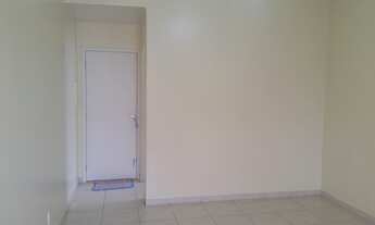 Imagem 2: Apartamento para aluguel tem 83 metros quadrados com 3 quartos em Novo Israel - Manaus - A