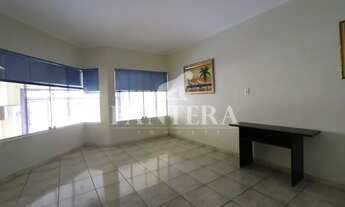 Imagem 4: Espaçoso sobrado semi-mobiliado com área de churrasqueira!