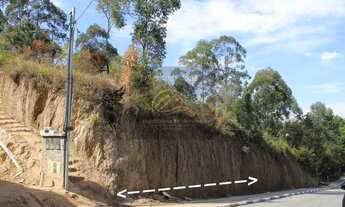 Imagem 2: Área de 2078 metros quadrados, sendo 18 de frente ,90 de comprimento, 30 de fundo
