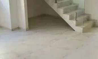 Imagem 7: Casa Tripléx com piscina, lago ornamental e hidro, no Portal do Poço