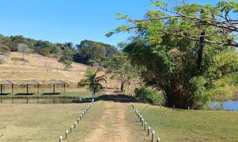 Imagem 5: Terreno urbana, área comercial na BR153 Jaiara/Anápolis
