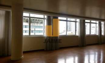 Imagem 3: Apartamento com 4 dormitórios sendo 2 suítes e 2 vagas, rua aborizada, poucos minutos do S