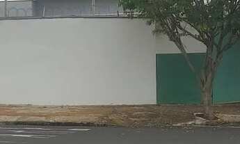 Imagem 2: Área comercial Quarto com aluguel por R$1.000 /mês