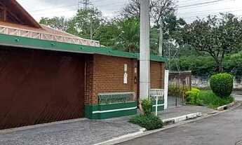 Imagem 3: Casa à venda com 420m², 4 quartos, 2 suíte e piscina com cascata. Melhor localização do Vi