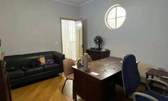 Imagem 5: Prédio Comercial de 700m² à Venda no Tucuruvi - Completo com 4 Níveis e Apartamento