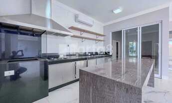 Imagem 4: Casa à Venda ou Aluguel no Damha V - 4 Suítes, Piscina, Perto do Lazer e da Portaria, Estu