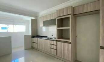 Imagem 4: Apartamento 2 Quartos com Sacada e Churrasqueira Aluguel Anual Balneário Camboriú