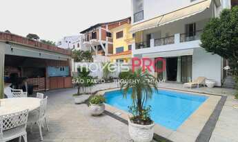 Imagem: Casa com 4 dormitórios próxima ao estádio