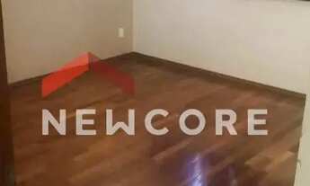 Imagem: Casa de condomínio em Avenida Affonso José