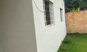 Imagem 5: Sitio com área de 1.000m² com muita água nos fundos, em Mateus Leme - MG